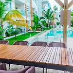 Beach Garden F3 Luxury Condo
