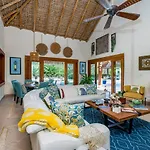 Private Villa With Incredible Pool, Maid, Jacuzzi - Cap Cana Resort