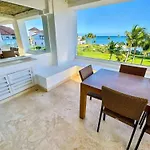 Apartment With 2Br And Ocean View In Punta Palmera
