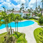 Oceanfront & Garden Vieww Villas Hotel Wifi Bbq Parking Los Corales Beach Club & Spa