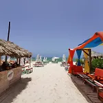 Coral Studios Deluxe With Pool View Playa Los Corales