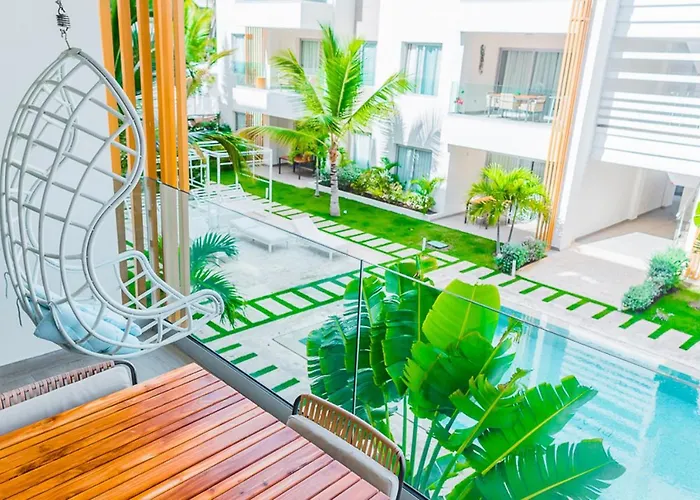 Beach Garden F3 Luxury Condo