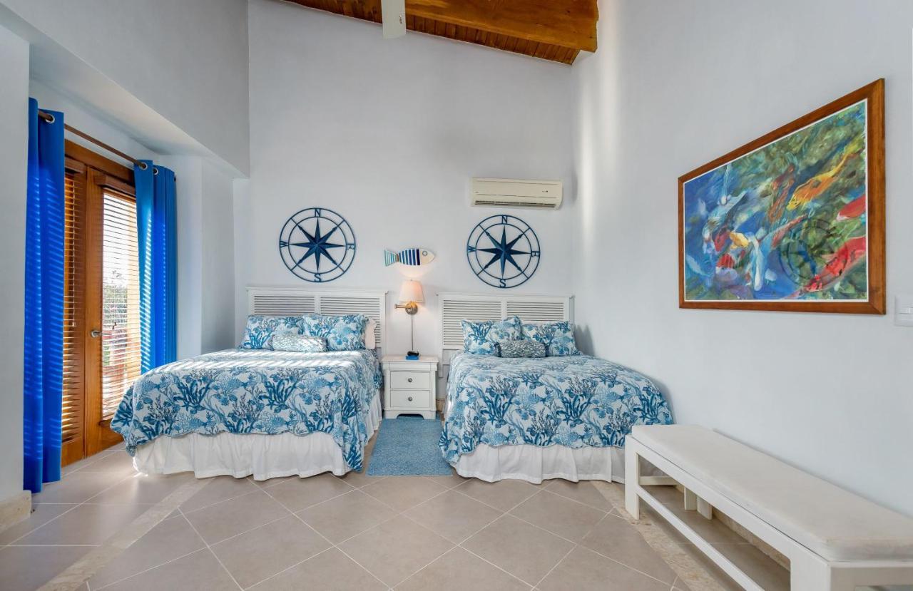 Private With Incredible Pool, Maid, Jacuzzi - Cap Cana Villa *