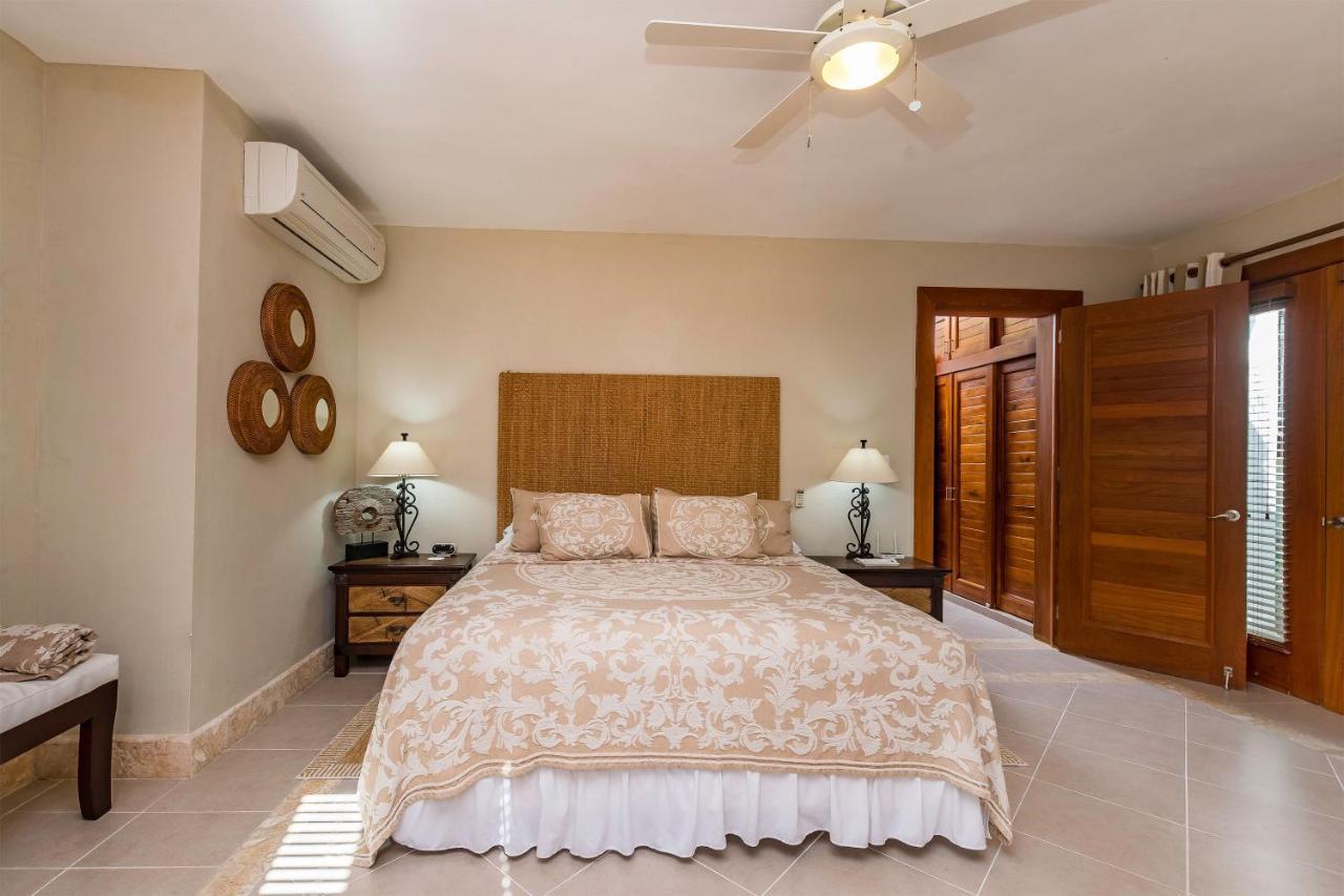 Private With Incredible Pool, Maid, Jacuzzi - Cap Cana Punta Cana