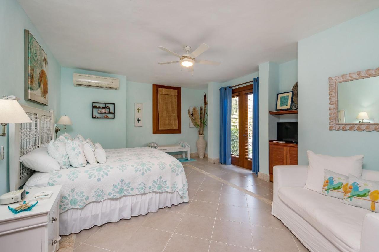 Private With Incredible Pool, Maid, Jacuzzi - Cap Cana