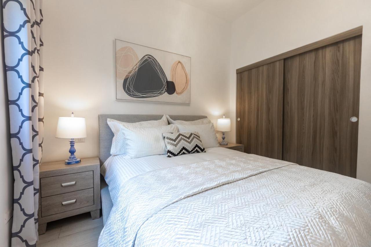 Family Getaway - Right On The Apartment
