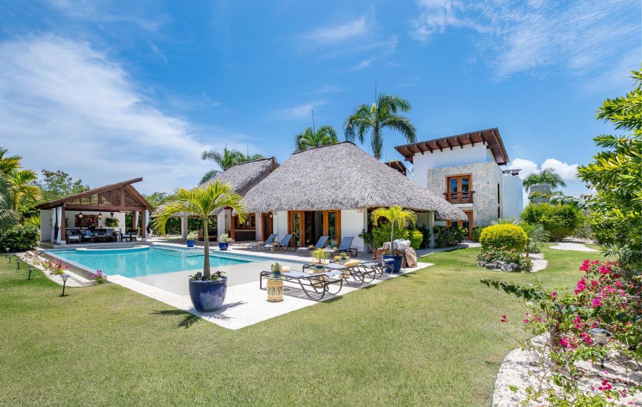 Private With Incredible Pool, Maid, Jacuzzi - Cap Cana Villa *