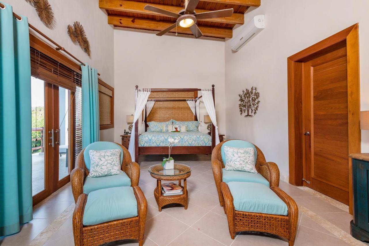 Private With Incredible Pool, Maid, Jacuzzi - Cap Cana Punta Cana