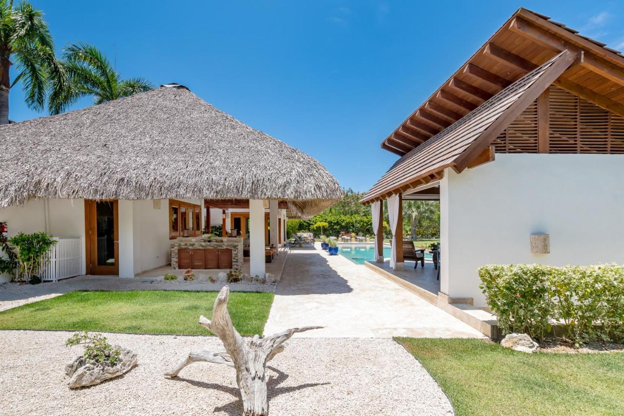Private With Incredible Pool, Maid, Jacuzzi - Cap Cana Villa *
