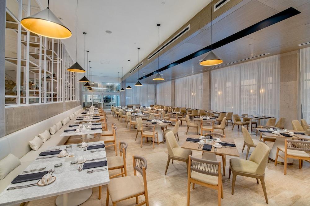 Hotel Falcon's -