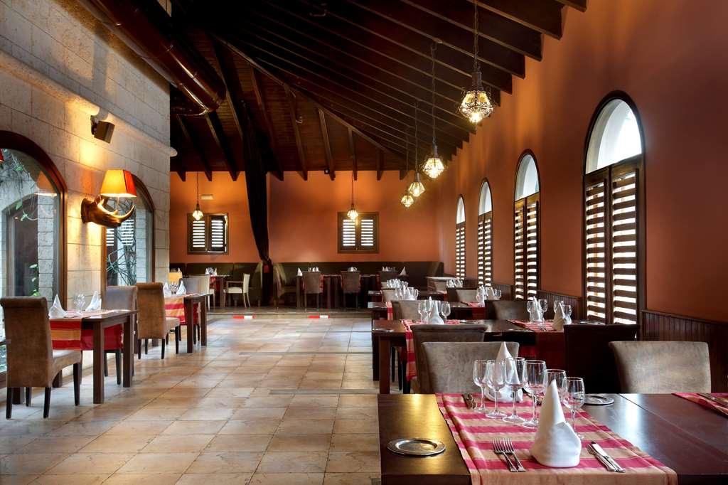 Grand Palladium Bavaro Suites, & 4* Punta Cana