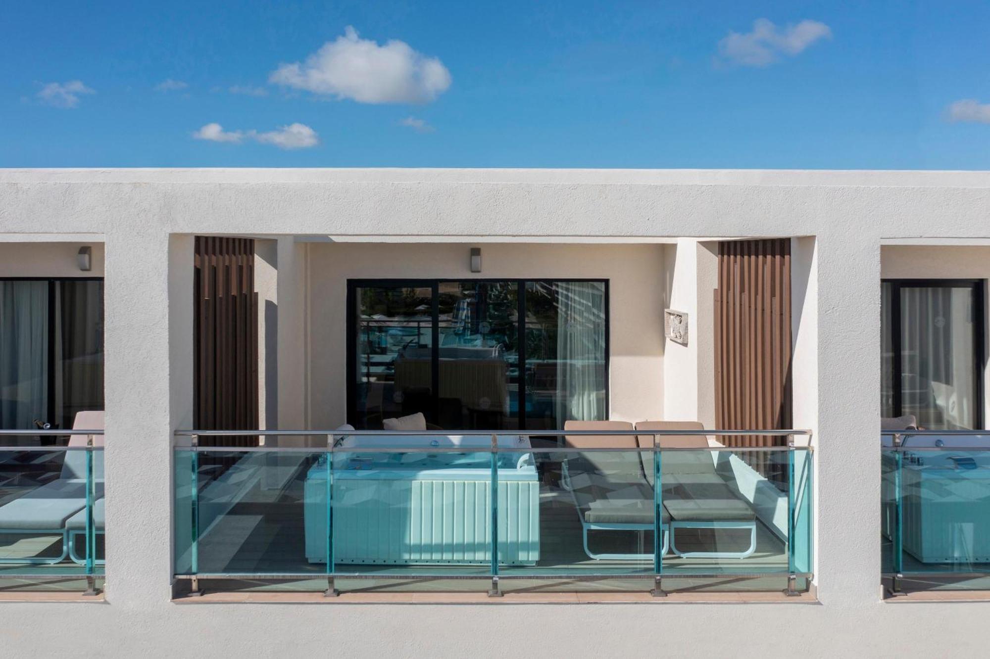 Serenade & Resort
