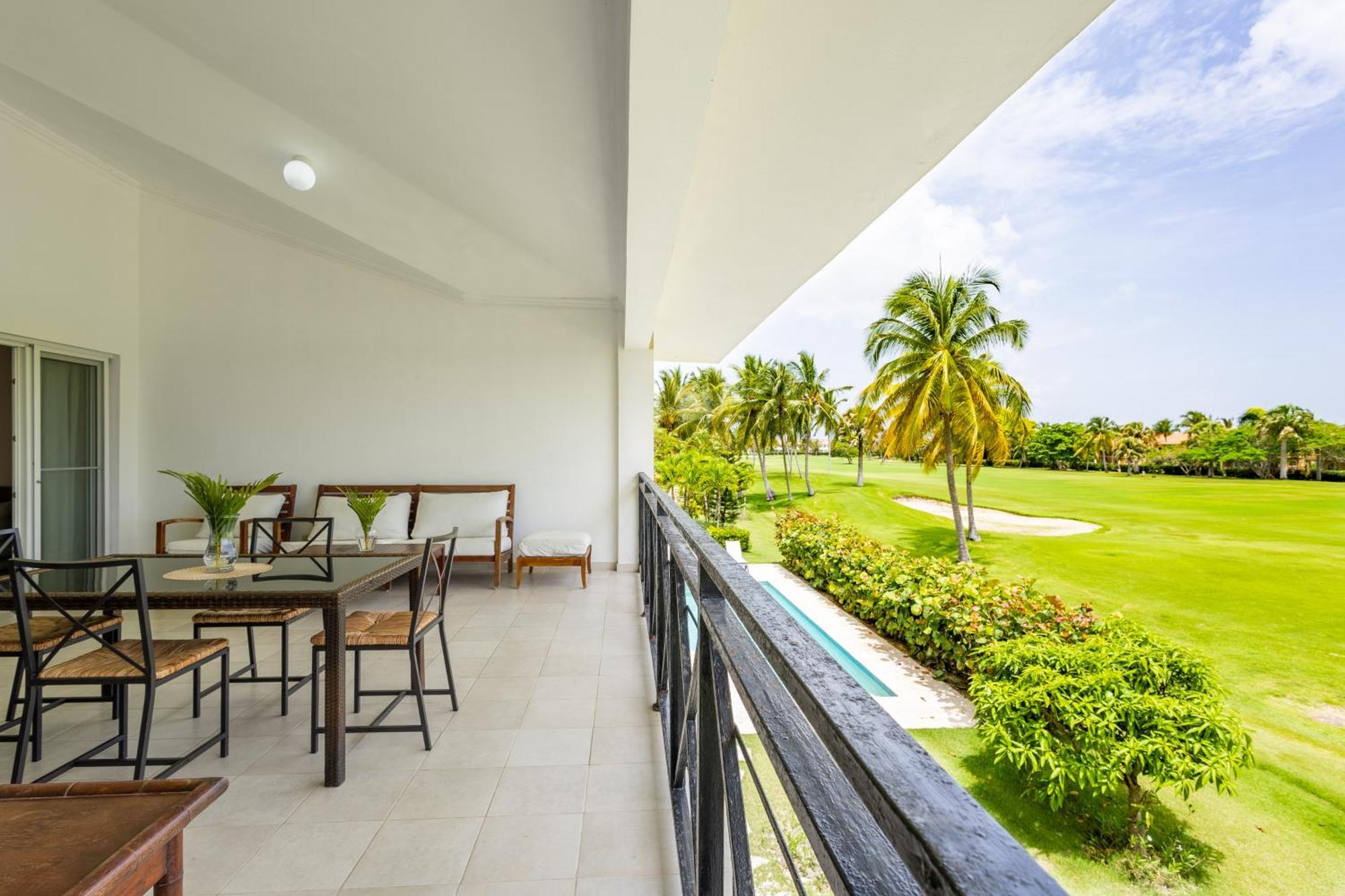 Private & Luxury Cocotal In Gated & Secured Community Apartment Punta Cana