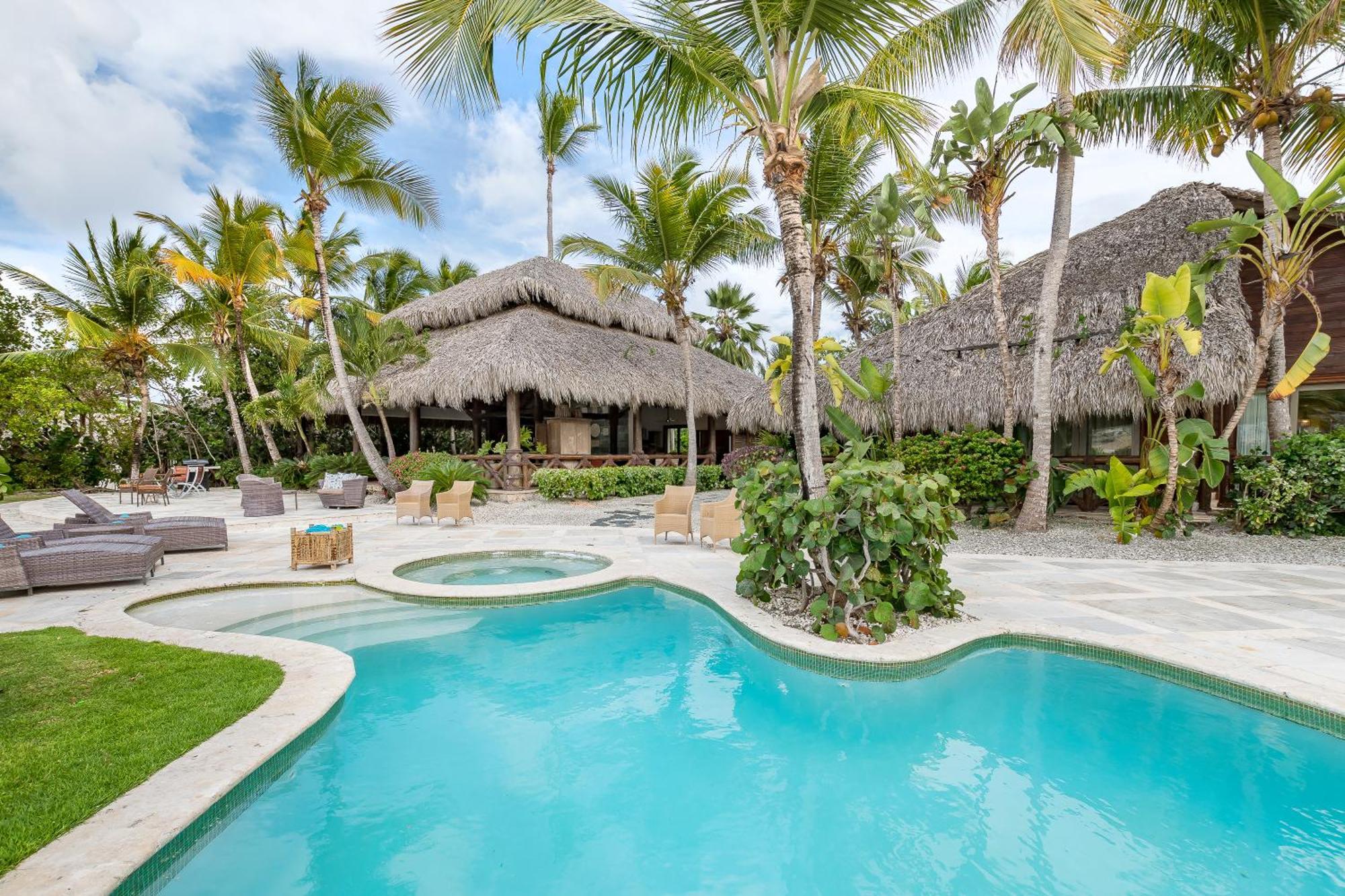 Villa Cap Cana For Rent - Luxury Illa With Access To Eden Roc Punta Cana