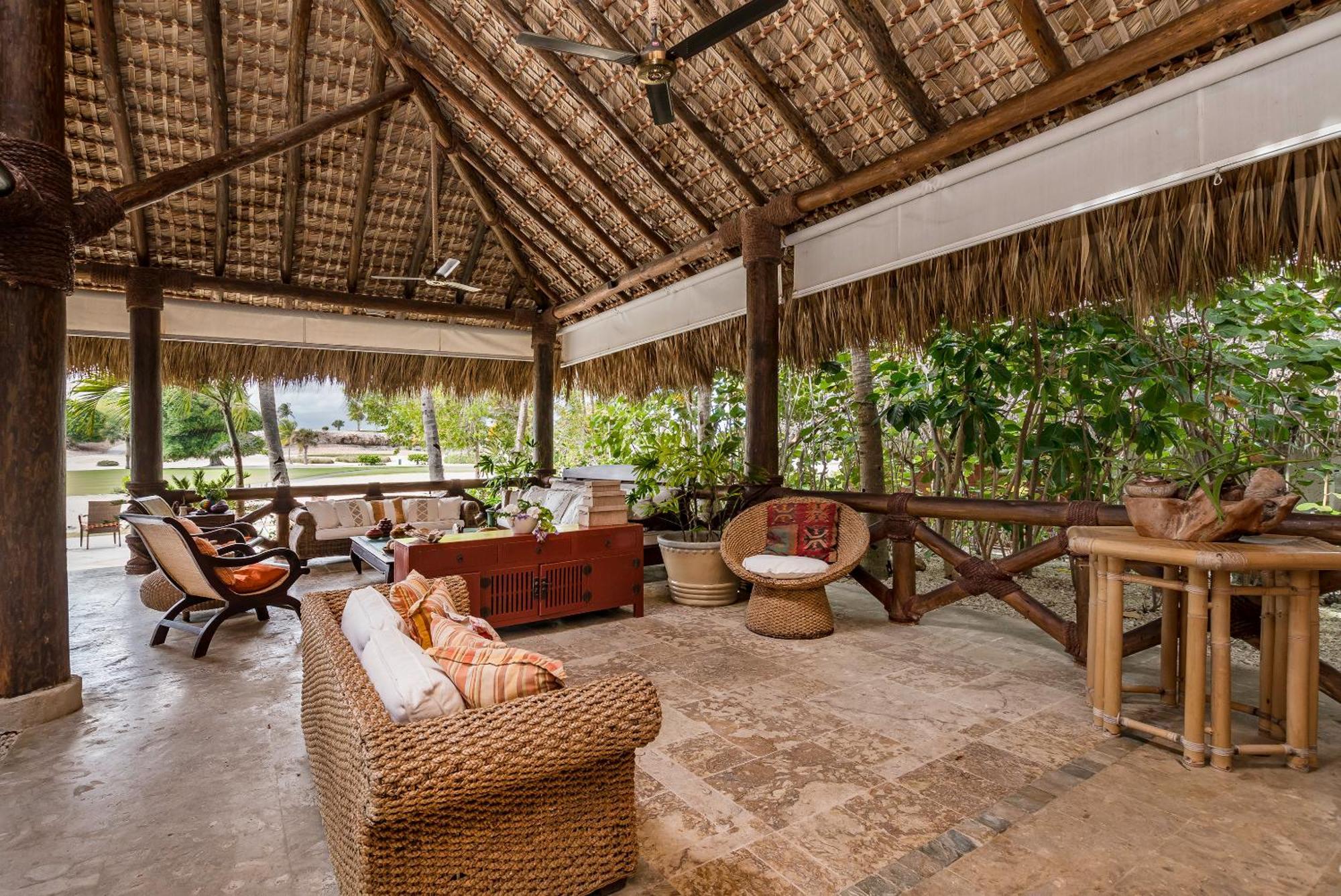 Villa Cap Cana For Rent - Luxury Illa With Access To Eden Roc *