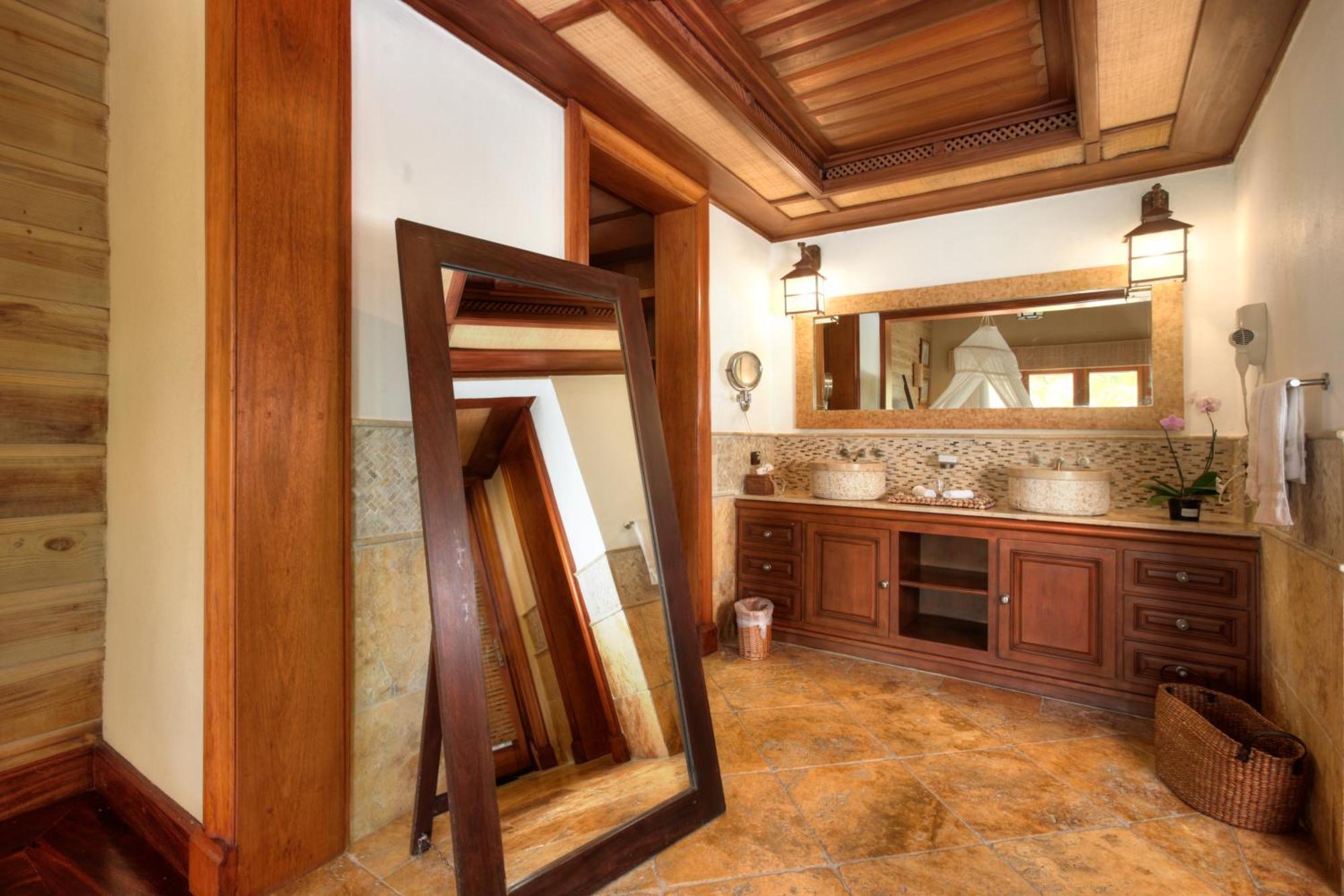 Villa Cap Cana For Rent - Luxury Illa With Access To Eden Roc Punta Cana