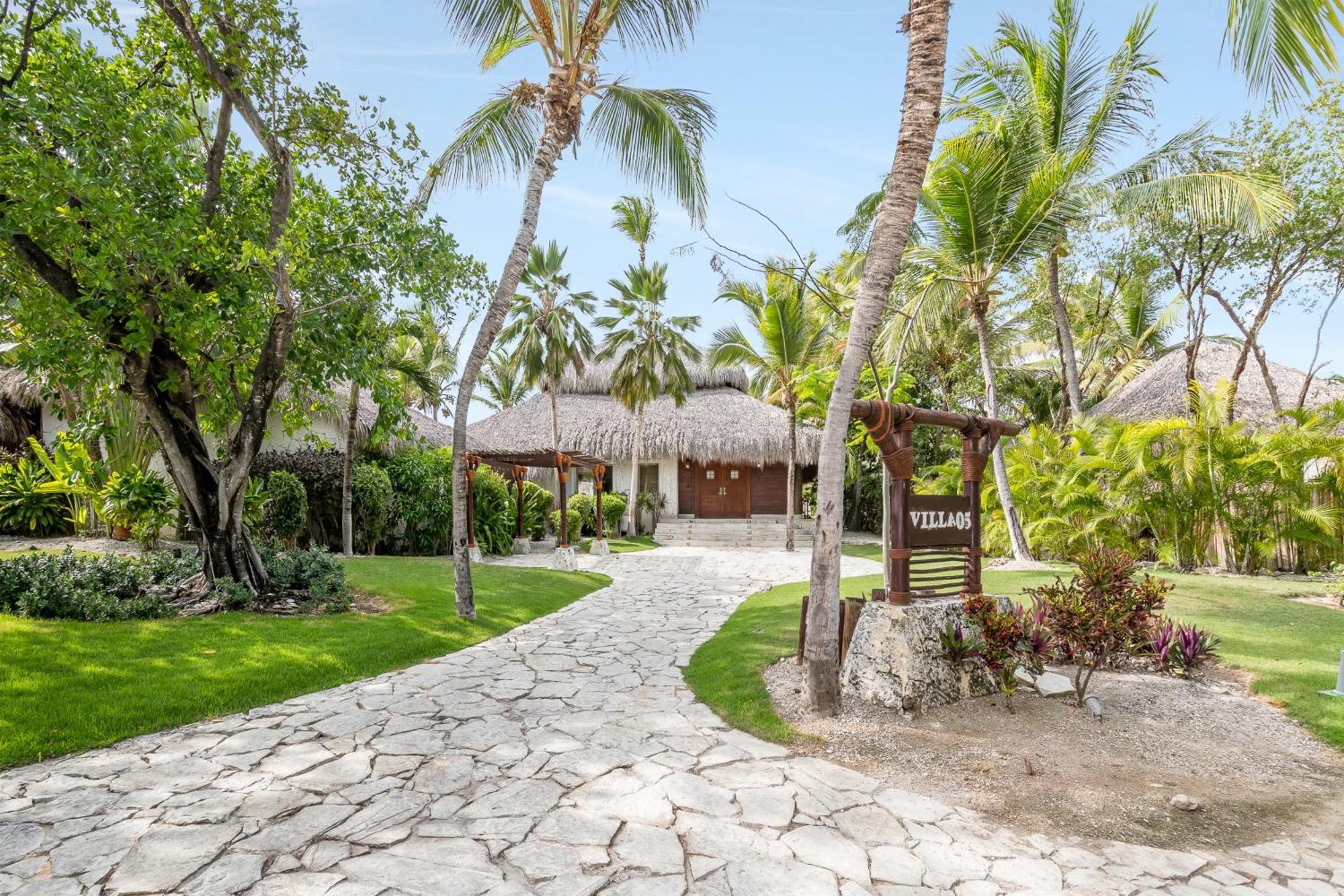 Cap Cana For Rent - Luxury Illa With Access To Eden Roc Villa *