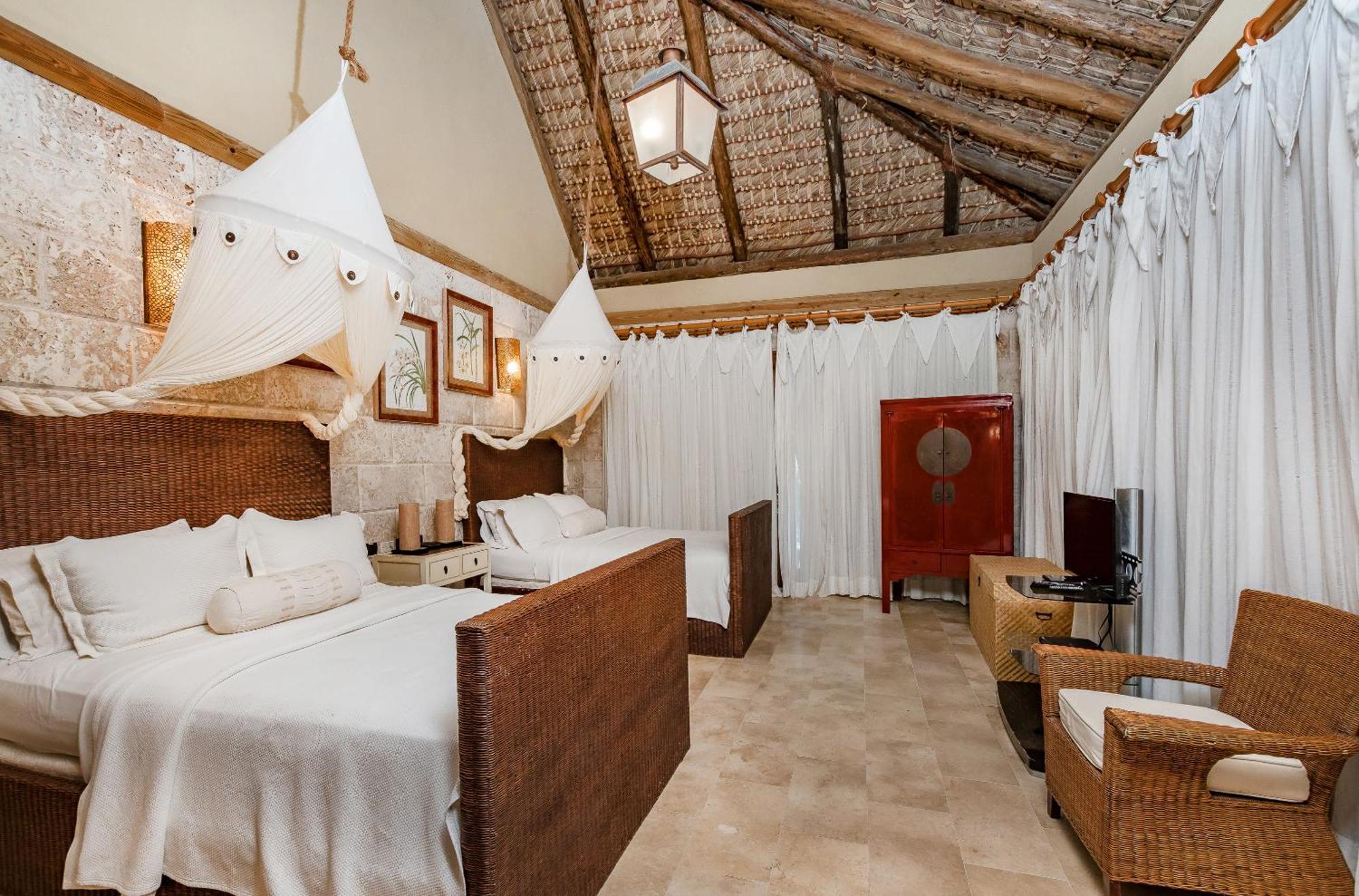 Cap Cana For Rent - Luxury Illa With Access To Eden Roc Villa