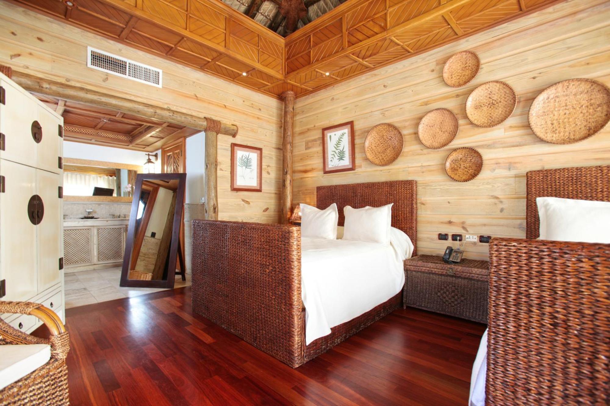 Villa Cap Cana For Rent - Luxury Illa With Access To Eden Roc