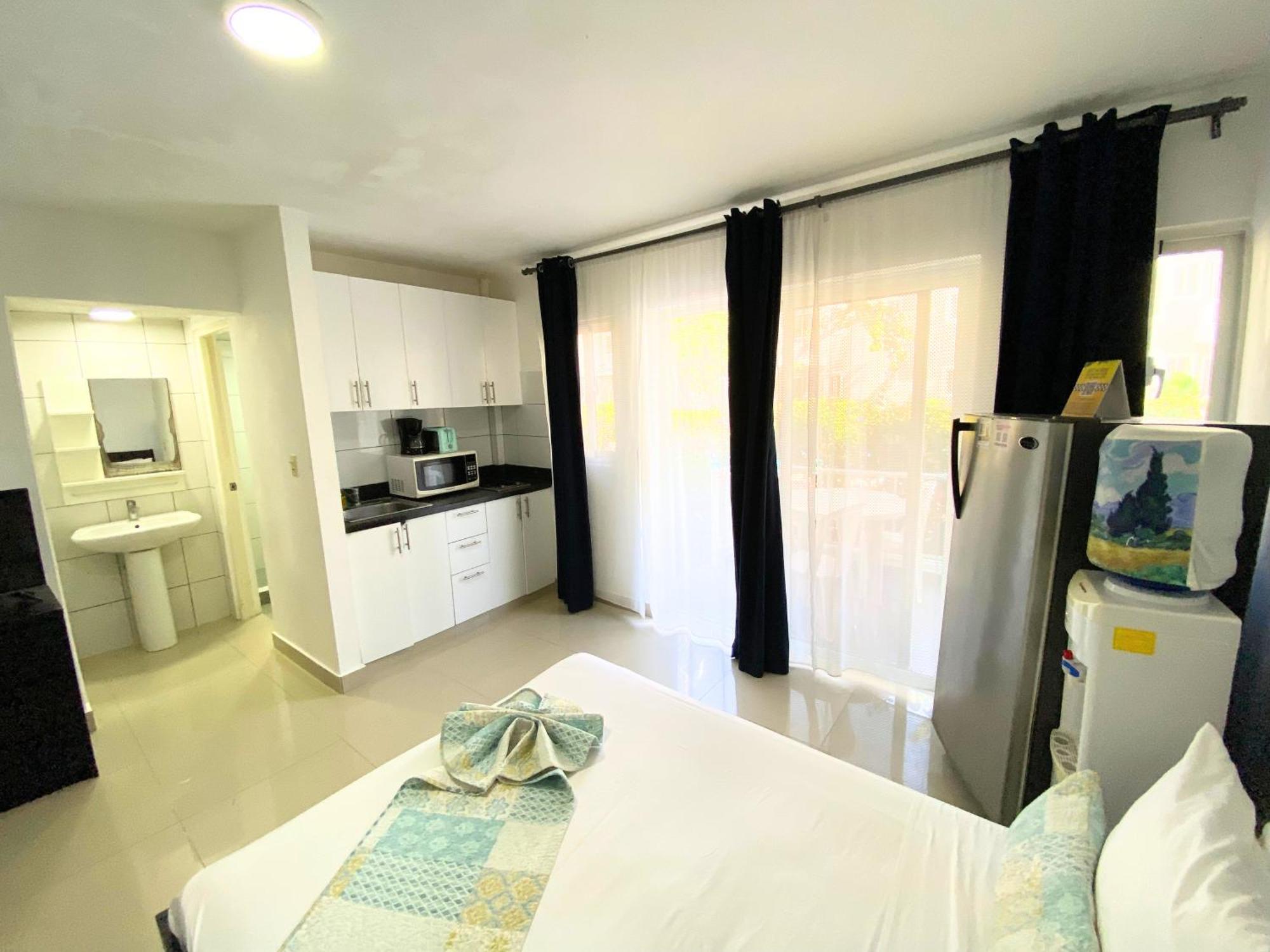 Hotel Arena Palms Pool Club & Punta Cana