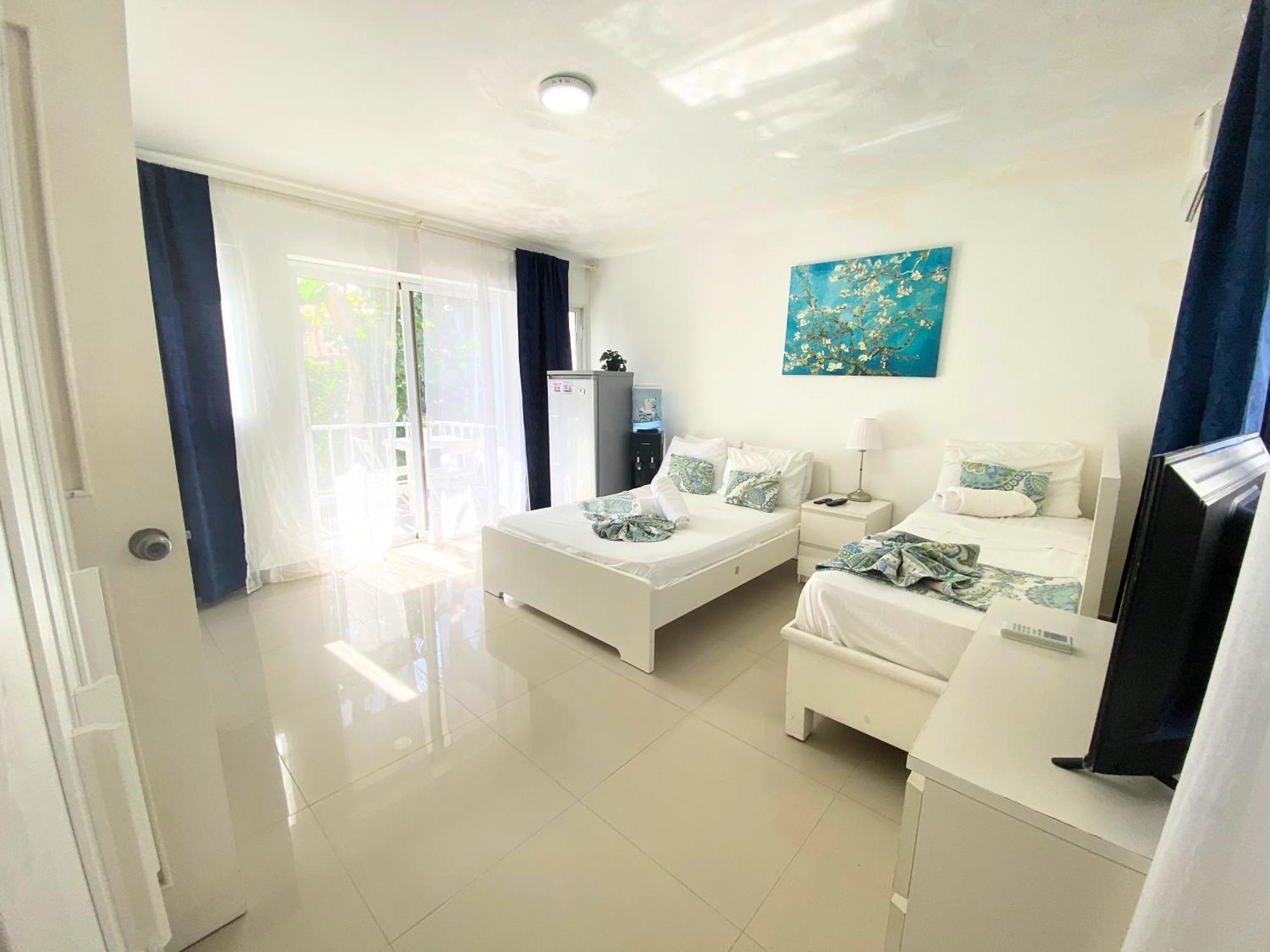 Arena Palms Pool Club & 5*