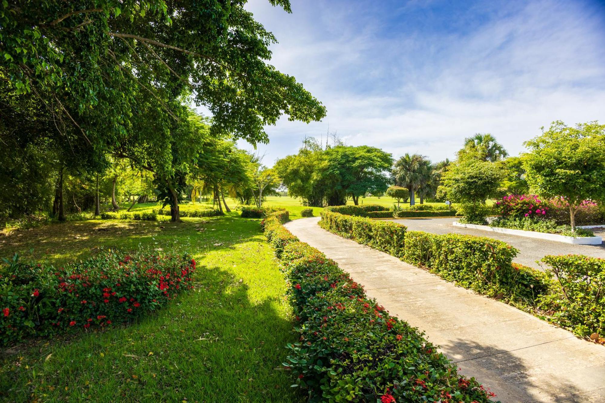 Apartment Private & Luxury Cocotal In Gated & Secured Community *