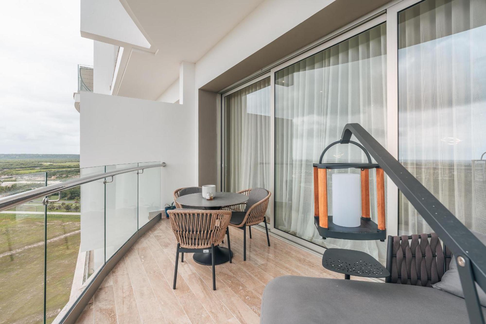 Elegant At Exclusive Tower In Cap Cana Daa *
