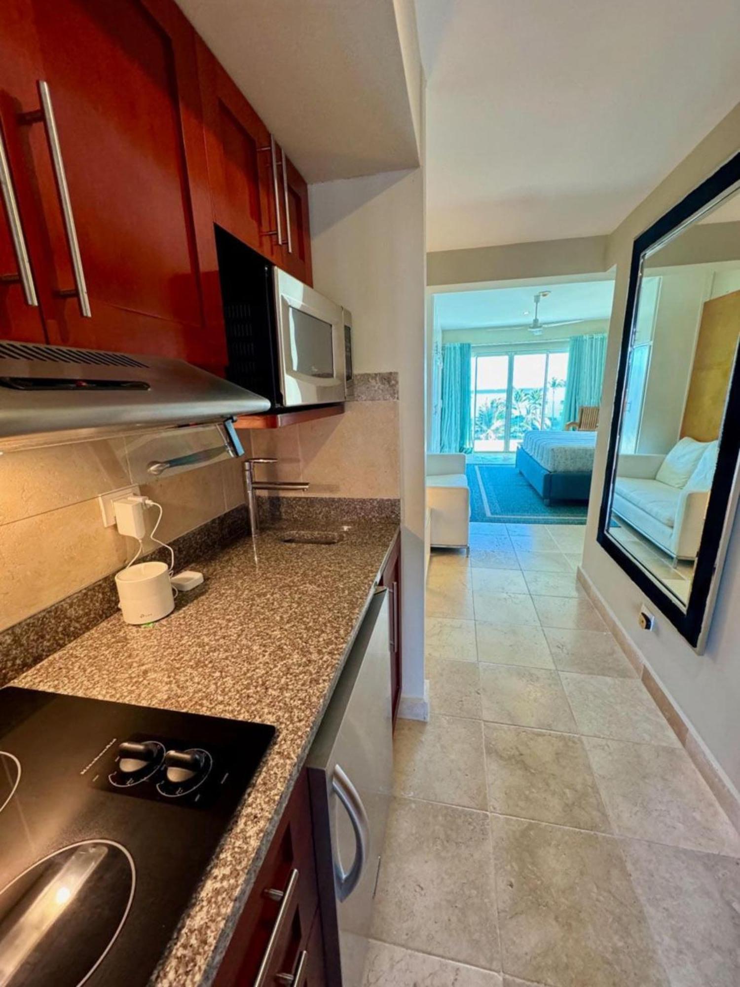 Apartment With 2br And Ocean View In Punta Palmera *