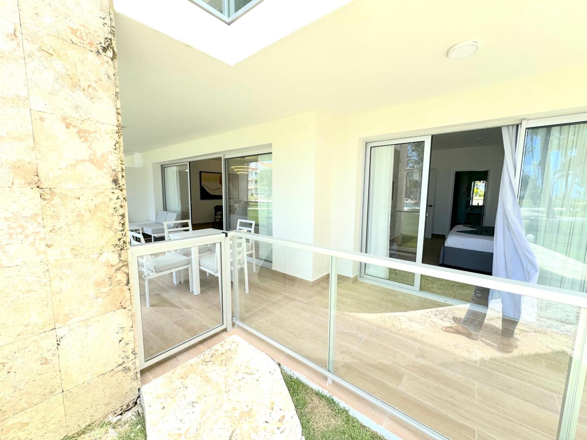 Front By Playa Palmera Apartamento *