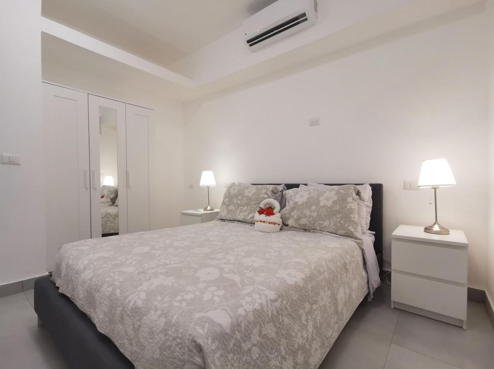Serenara With Rooftop Pool - Corales