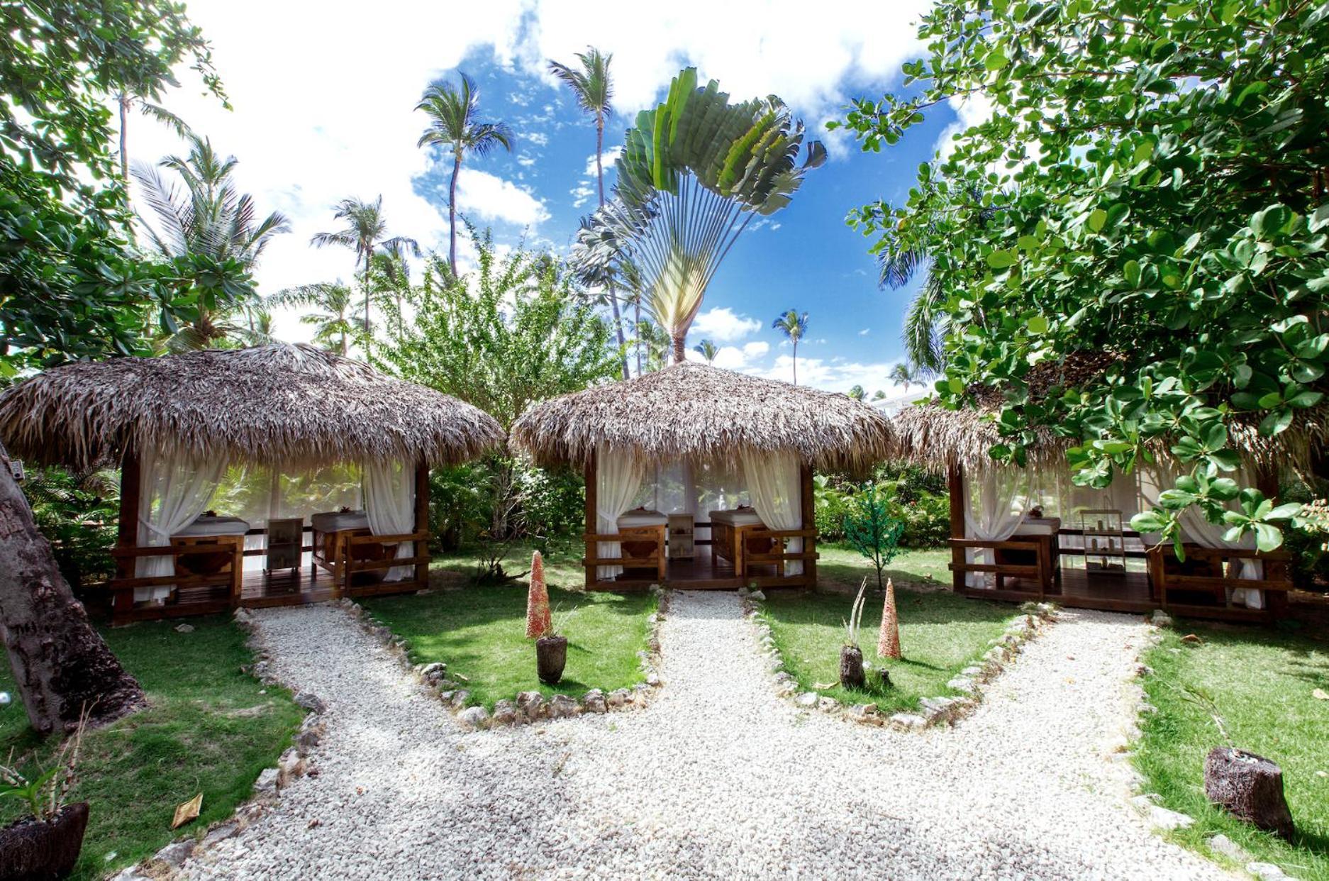 Caribbean Dеluxe With Rоoftop Pool And Access Apartment Punta Cana