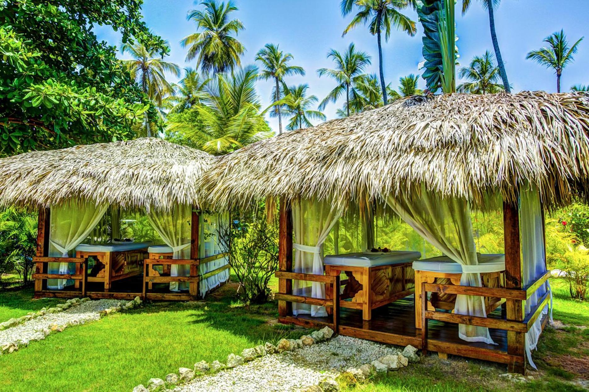 Caribbean Dеluxe With Rоoftop Pool And Access