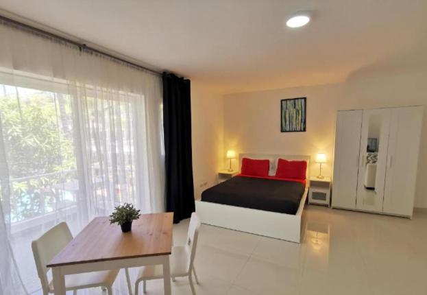 Coral Deluxe With Pool View Playa Corales Apartment *