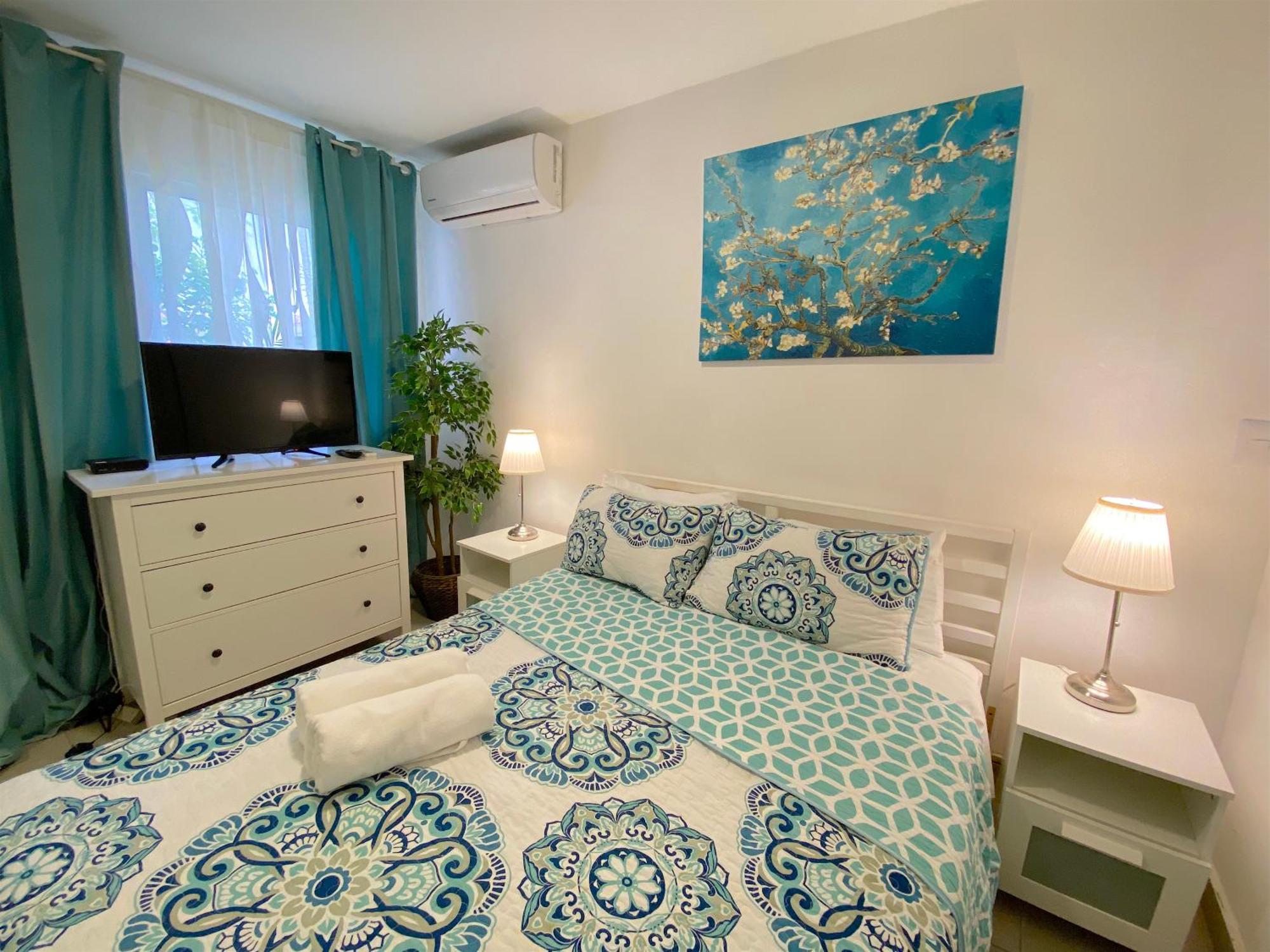 Serenara Village Playa Corales