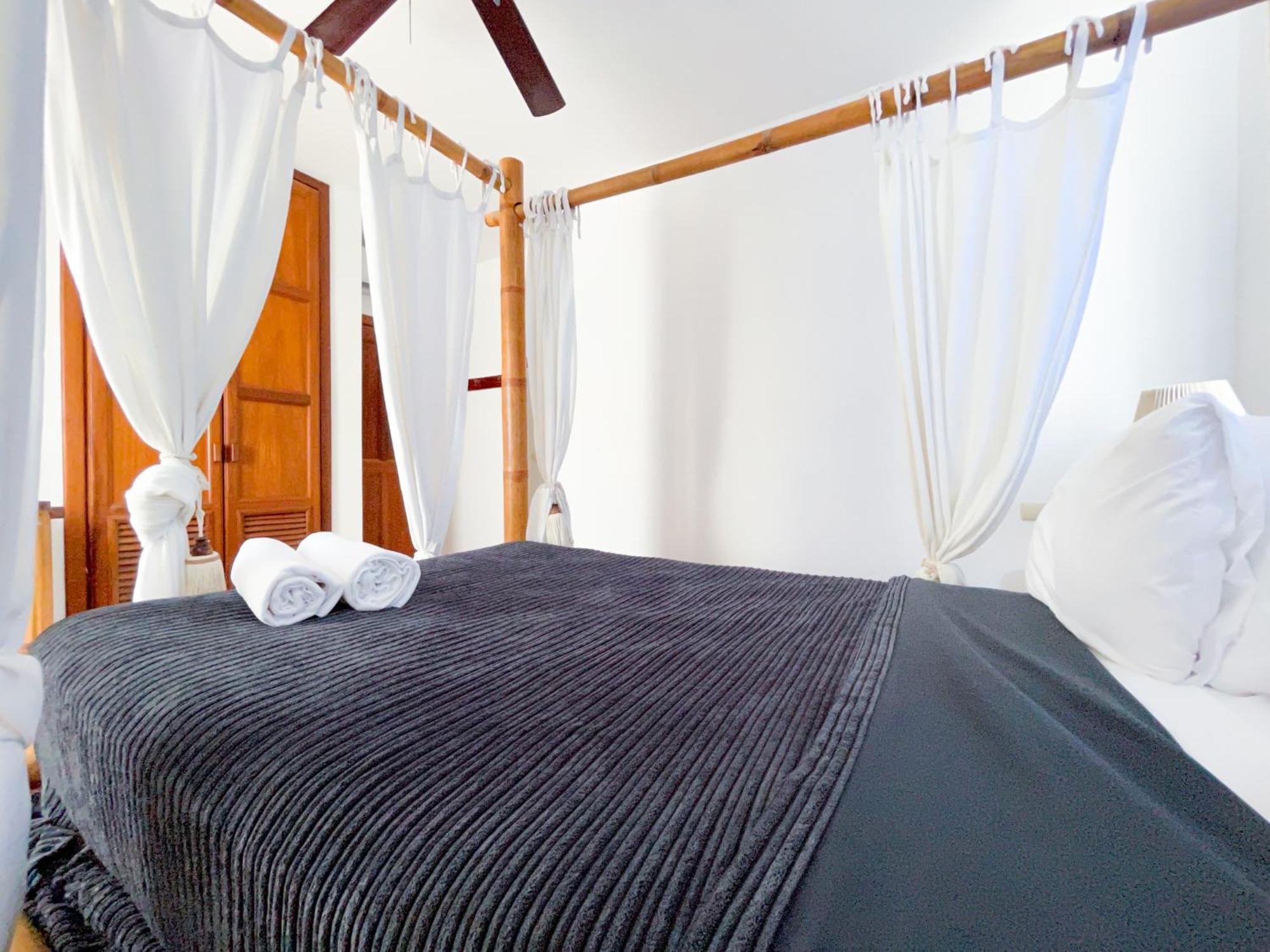 Hotel Vacation - Bavaro Club - Wifi - Parking