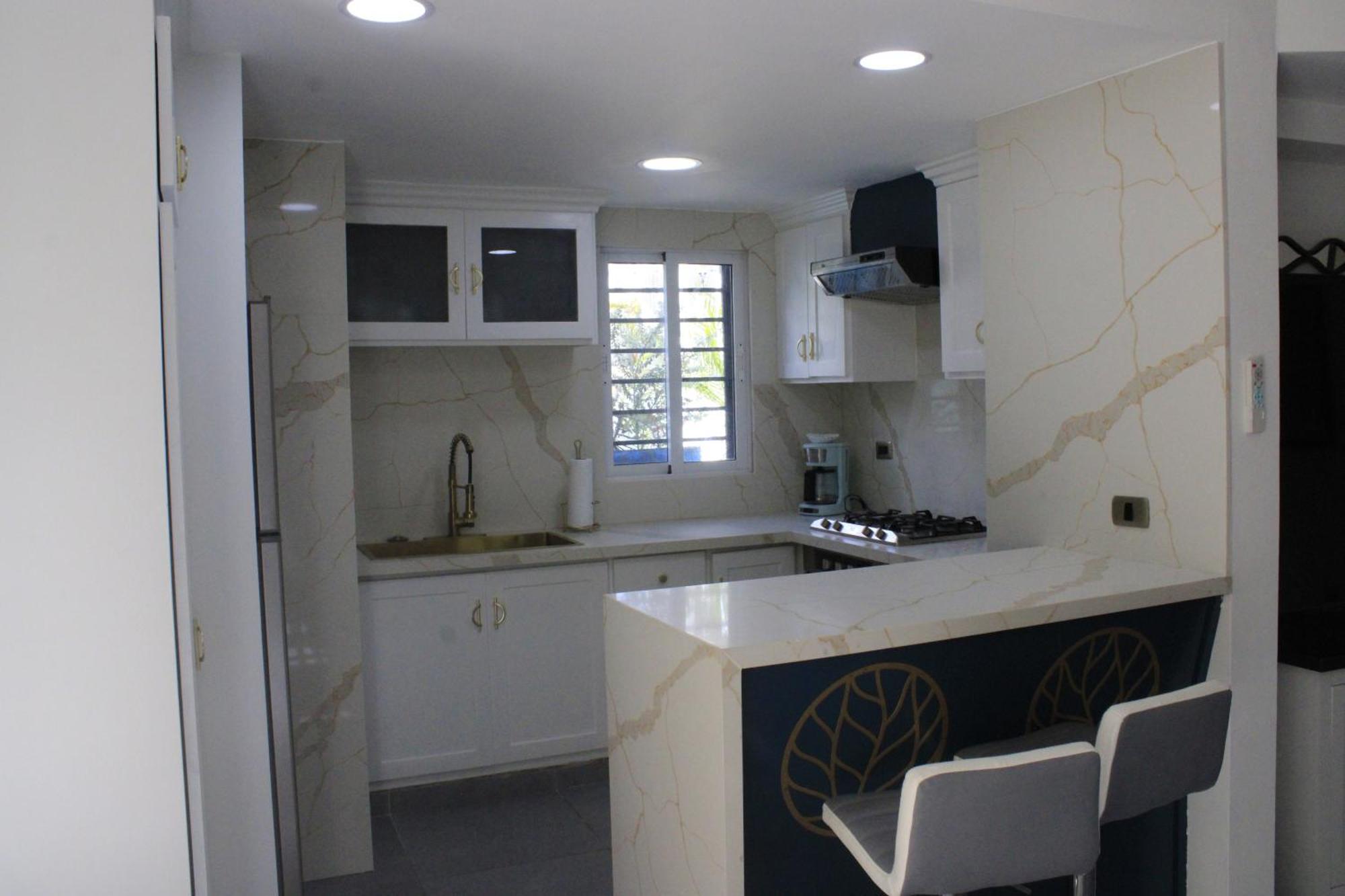 Private Pool, With Access To Club, Vsandra, 2br