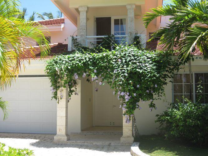 Tortuga B30, Club * Punta Cana