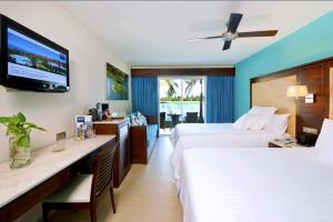 Hotel Premium Level At Barcelo Bavaro Palace 5*