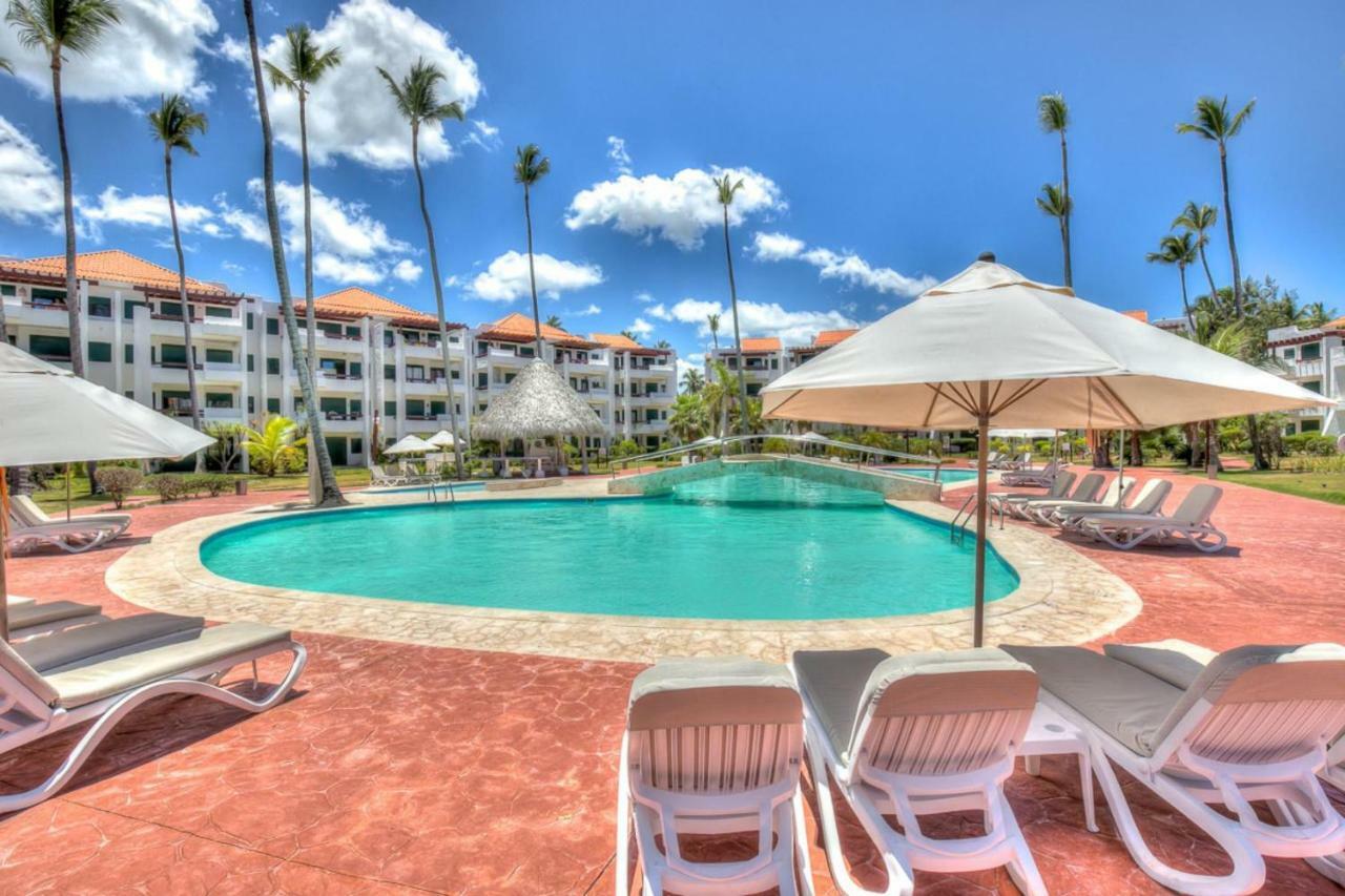 Feel The Ocean Breeze From Alluring Beachfront - D302 * Punta Cana