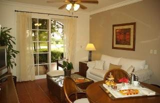 Apartahotel The Golf 5*