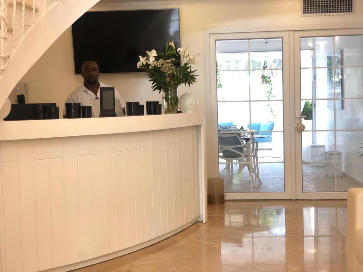 Boutique Hotel Paradise Aparthotel 5*