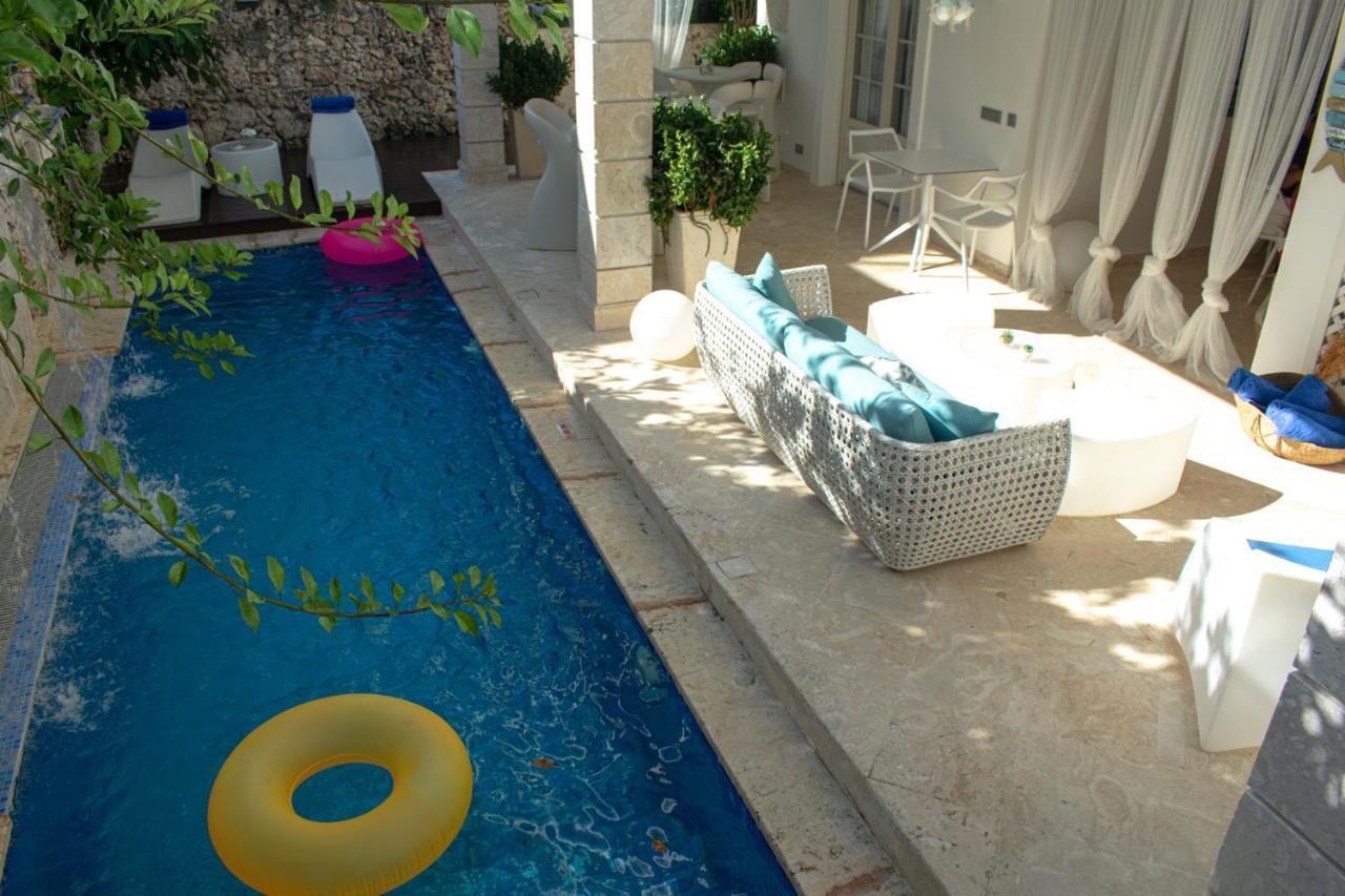 Boutique Hotel Paradise Aparthotel 5*