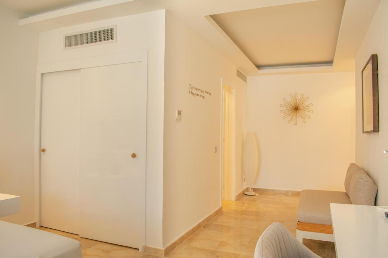 Boutique Hotel Paradise Aparthotel 5*