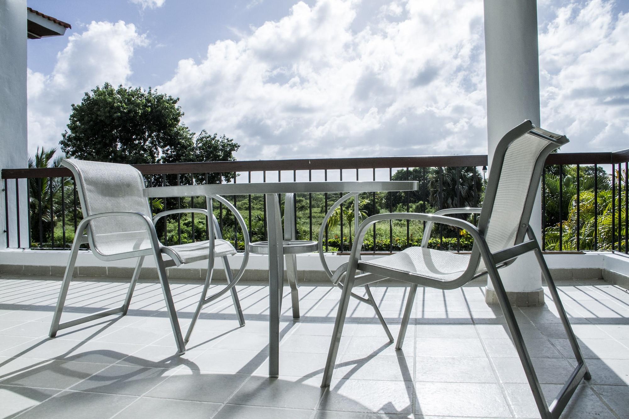 Apartahotel Karibo 3*