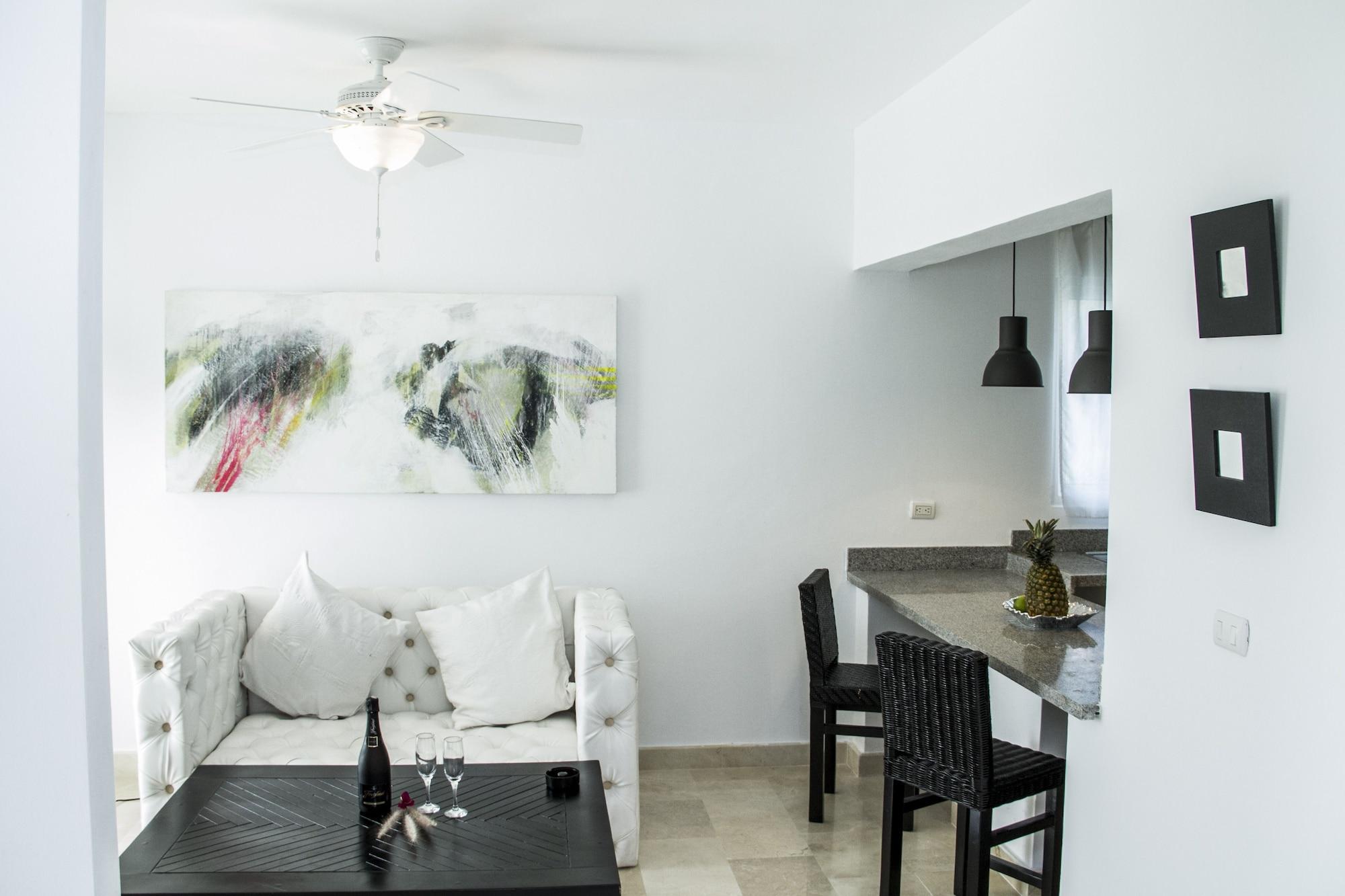 Apartahotel Karibo 3*