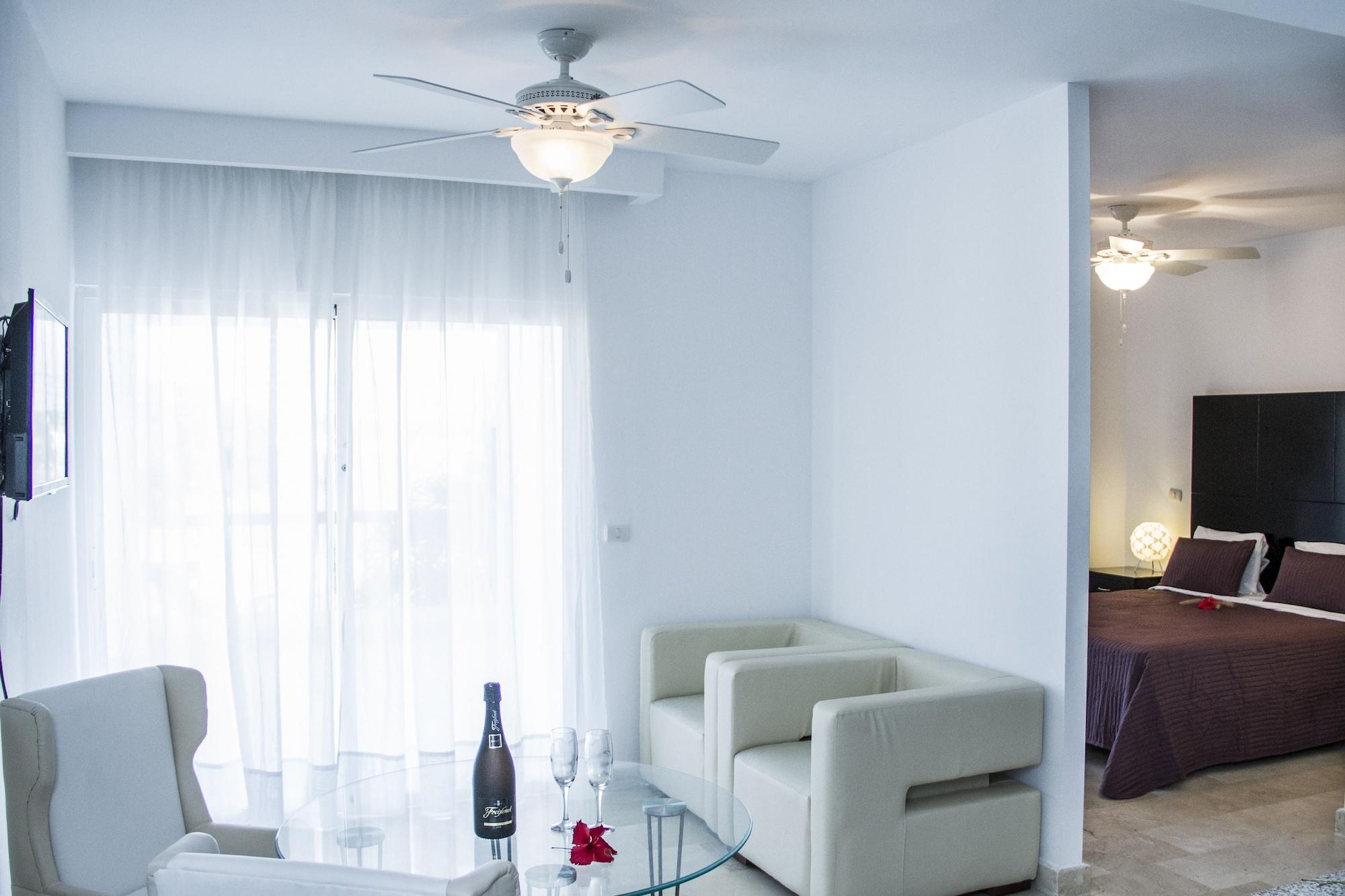 Karibo Apartahotel 3*