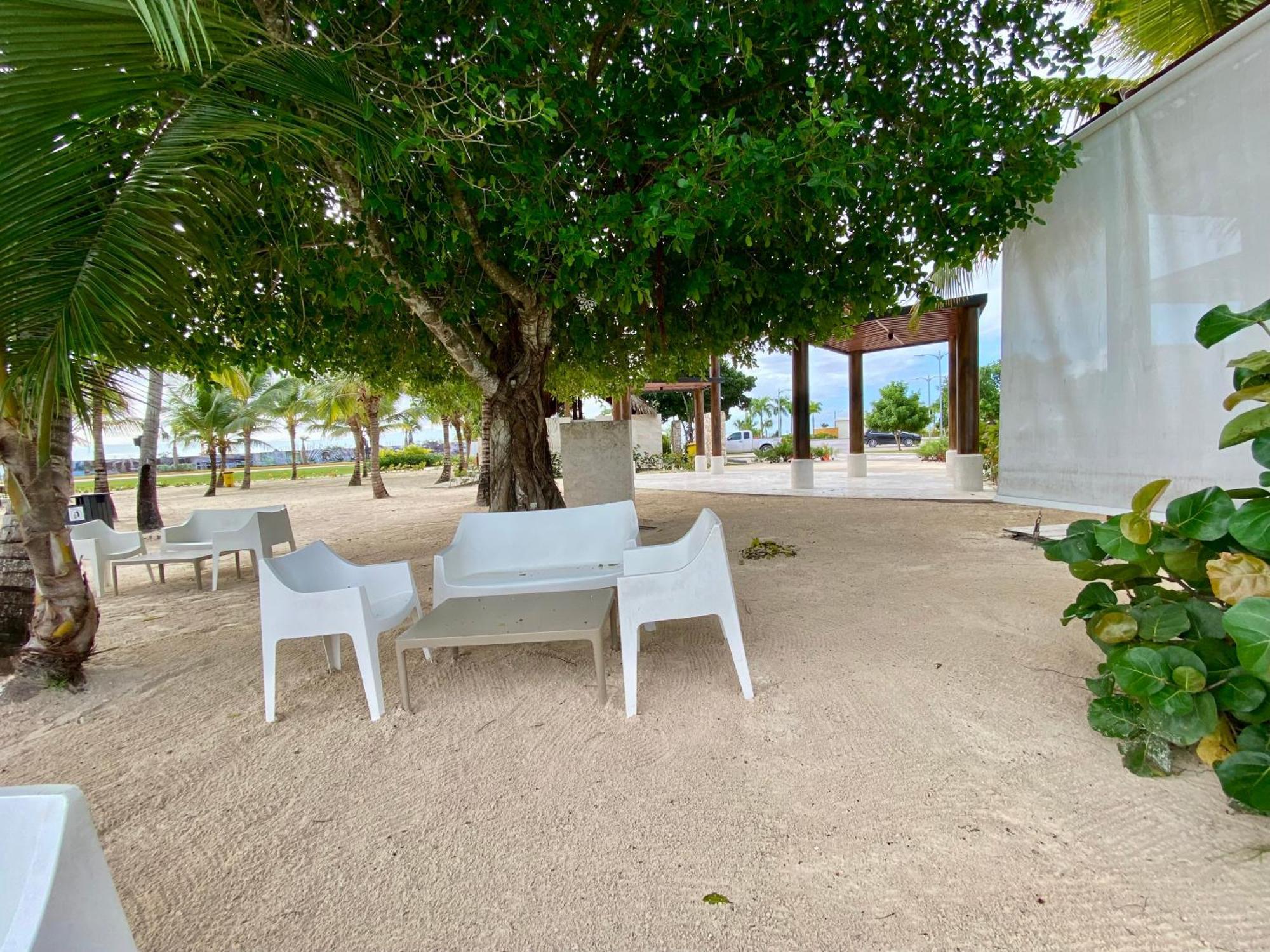 Golf Course Confy 1- Bedroom Apartment
