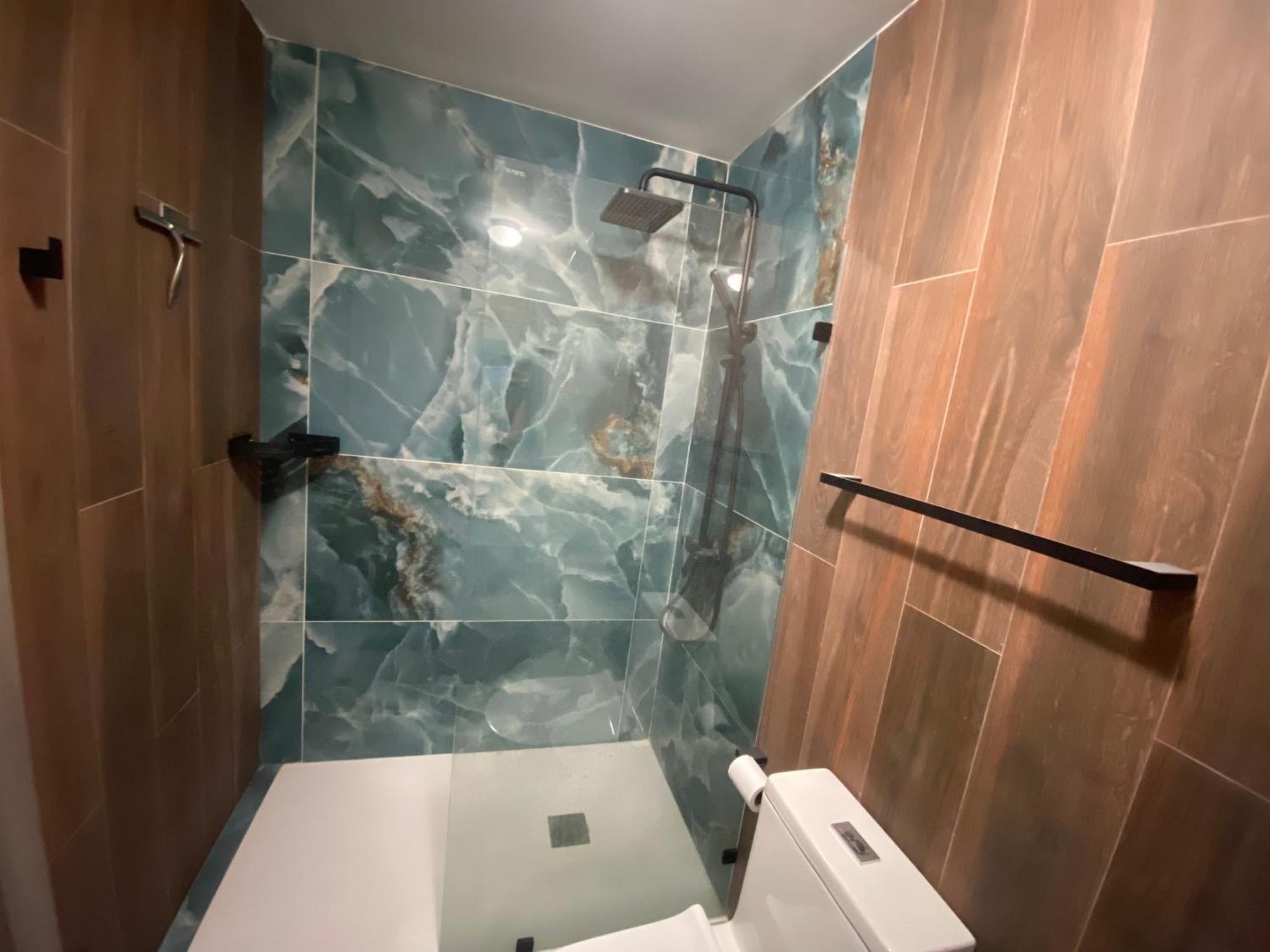 Golf Course Confy 1- Bedroom Apartment