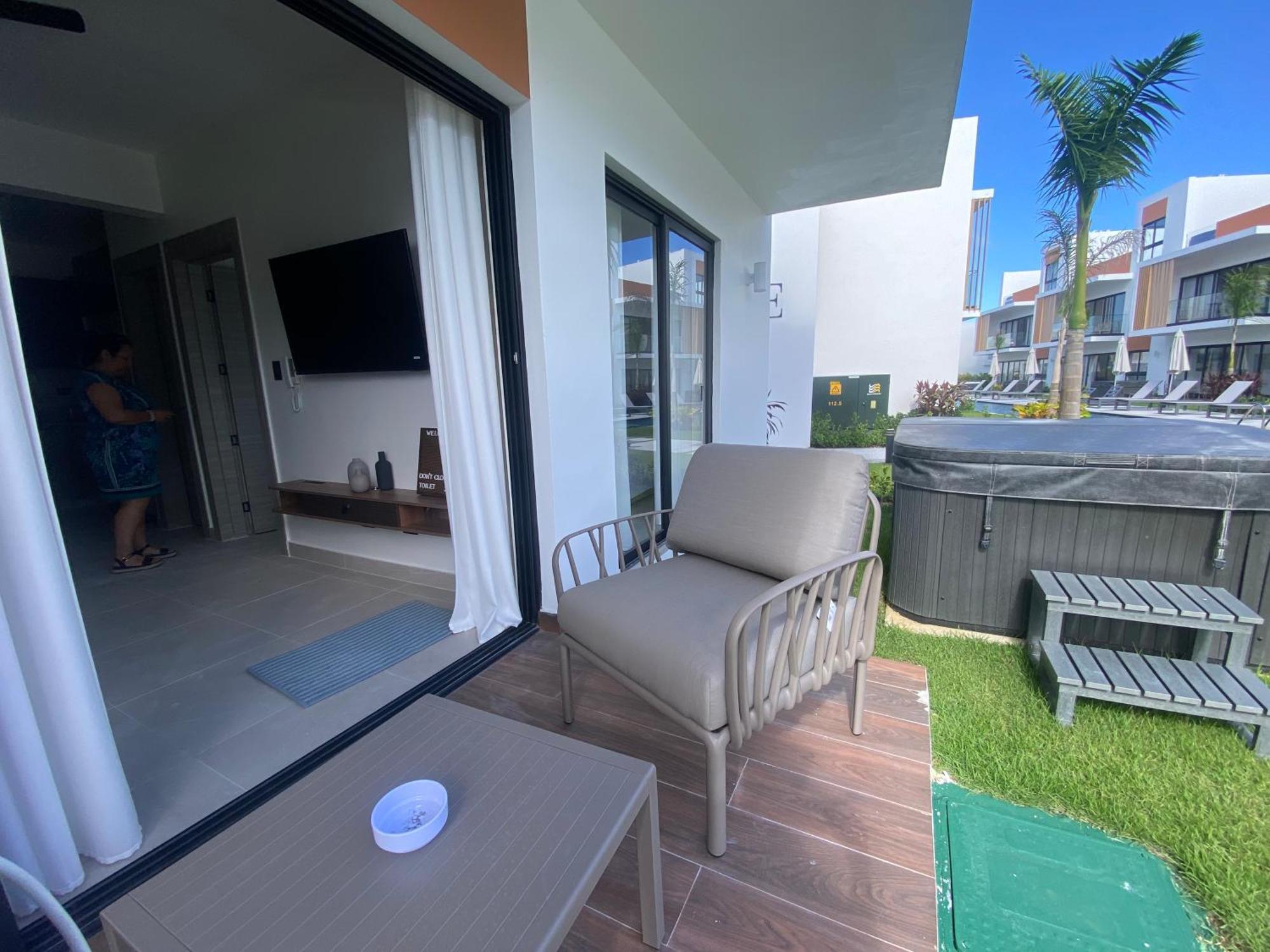 Golf Course Confy 1- Bedroom