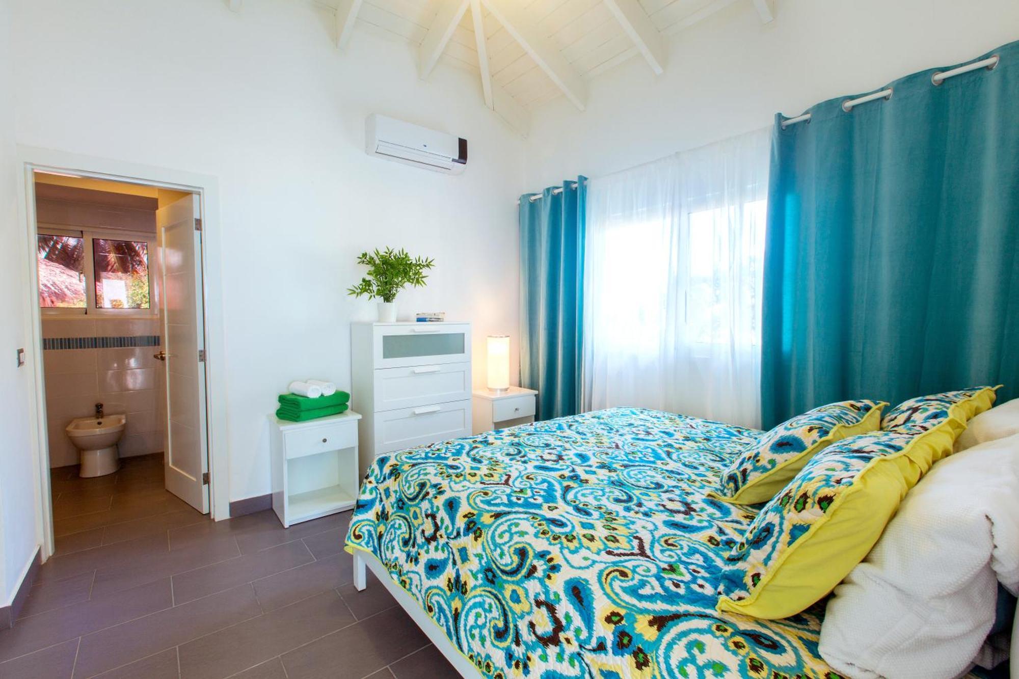 Aparthotel Caribbean Village Playa Corales 5*